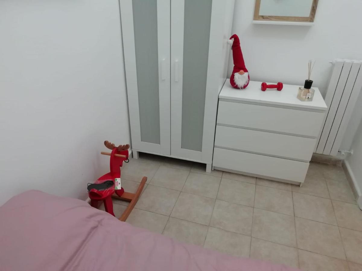 Rosso Quintino Apartment Bari Bagian luar foto